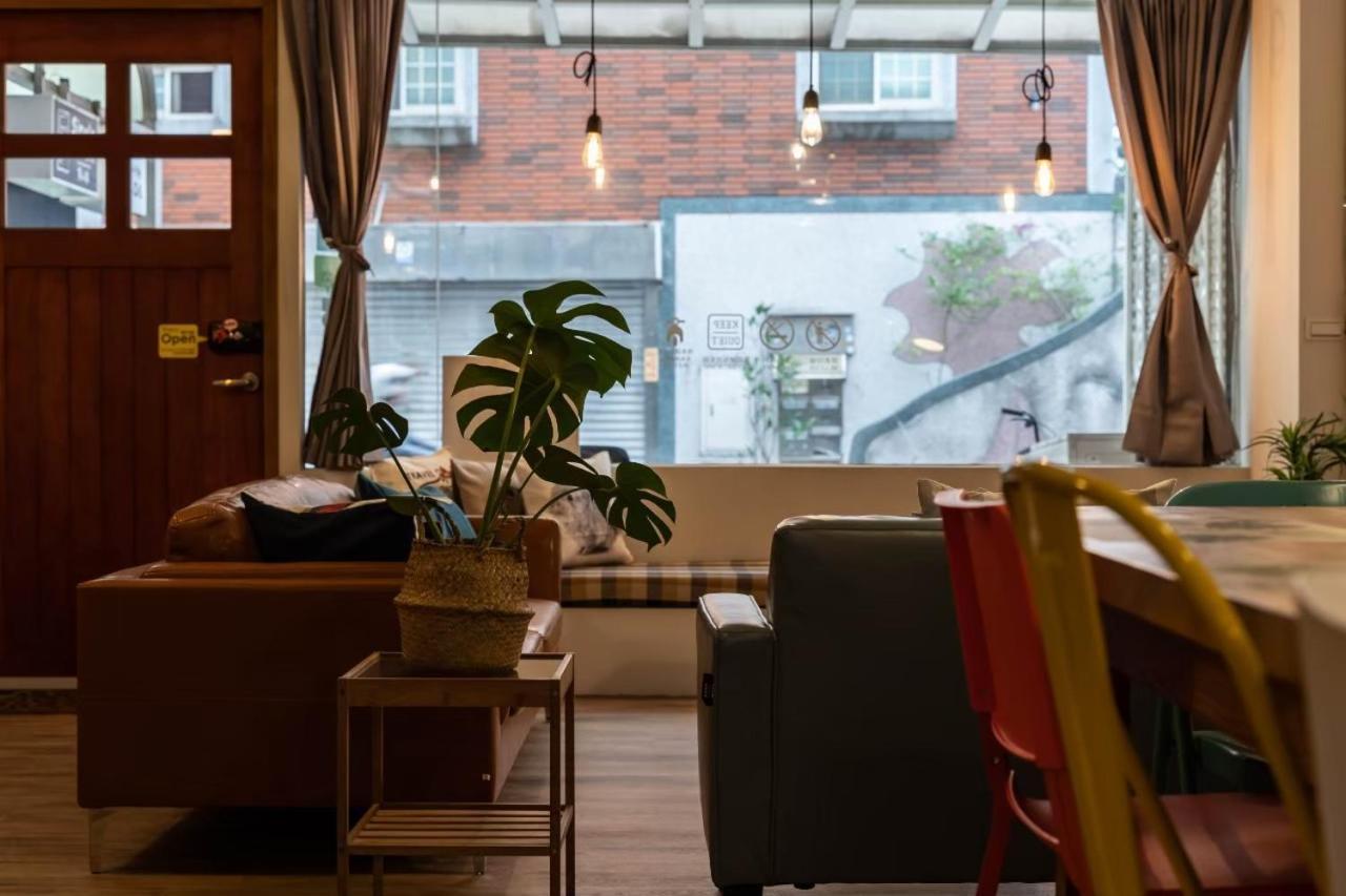 Cozy House Hostel Hualien Exterior foto